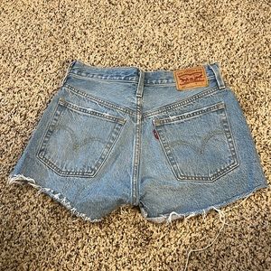 Levi 501 woman shorts. Waist size 25